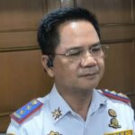 Motoristas são orientados a não assistir ao desmonte de postes do monotrilho, que causa engarrafamentos