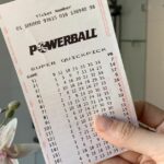 Um aposentado de Adelaide se tornou multimilionário depois de ganhar todo o jackpot de US$ 20 milhões da Powerball.