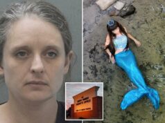 Mulher nua supostamente agride deputado enquanto embriagada, afirma que estava ‘tentando ser uma sereia’ Mulher nua supostamente agride deputado enquanto embriagada, afirma que estava 'tentando ser uma sereia'