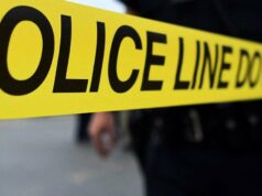 Mulher sequestrada coberta de sangue fugiu do apartamento do homem, dizem policiais de Utah Homem é preso após supostamente jogar sopa quente em um bebê de 3 meses e agredir uma mulher