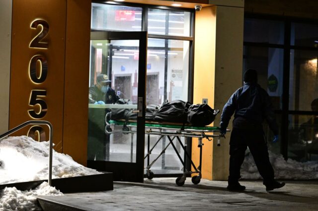 NYPD chama morte em prédio residencial de baixa renda do NYPD chama morte em prédio residencial de baixa renda do Queens de 'suspeita'