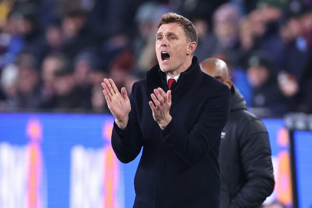 'Não posso acreditar'… O que Gary Neville viu de Darren United x Burnley