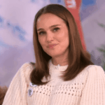 Natalie Portman critica a brutalidade do ICE e chama prêmios por excluir 'Sorry Baby', 'Ann Lee' e mais filmes dirigidos por mulheres: 'Not Getting Accolades They Deserve'