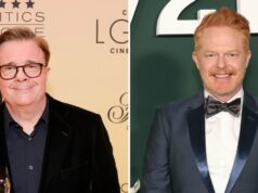Nathan Lane fez uma piada sobre hepatite para o filho de 5 anos de Jesse Tyler Ferguson Nathan Lane fez uma piada sobre hepatite para o filho de 5 anos de Jesse Tyler Ferguson