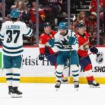 Nedeljovic tem um jogo inesquecível enquanto Sharks ataca Florida Panthers