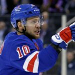 Negociar por Artemi Panarin e assiná-lo em um grande contrato faz sentido para os Sharks?