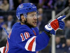 Negociar por Artemi Panarin e assiná-lo em um grande contrato faz sentido para os Sharks? Negociar por Artemi Panarin e assiná-lo em um grande contrato faz sentido para os Sharks?