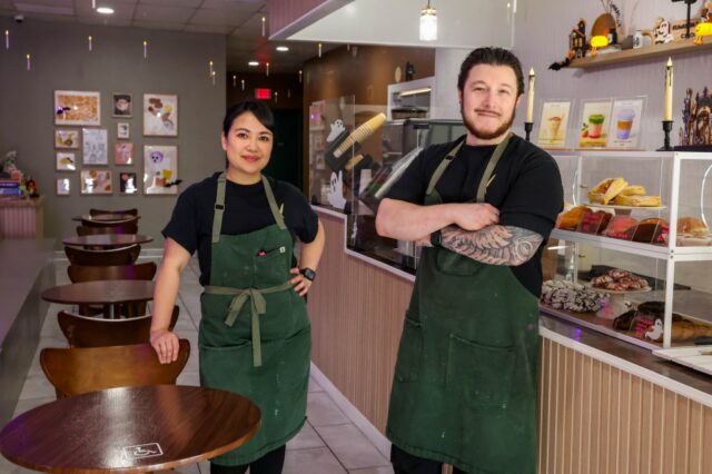 Nem mesmo o fogo conseguiu impedir este casal de East Nem mesmo o fogo conseguiu impedir este casal de East Bay de servir doces e salgados