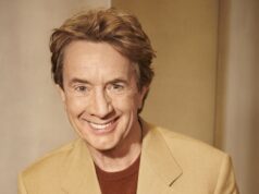 Martin Short diz que a morte da filha Katherine foi um ‘pesadelo para a família’: ela ‘lutou por muito tempo com uma saúde mental extrema’ Only Murders in the Building -- Following the shocking death of Arconia Board President Bunny Folger, Charles, Oliver & Mabel race to unmask her killer. However, three (unfortunate) complications ensue - the trio is publicly implicated in Bunny's homicide, they are now the subjects of a competing podcast, and they have to deal with a bunch of New York neighbors who all think they committed murder. Oliver (Martin Short), shown. (Photo by: Caitlin Cronenberg/Hulu)