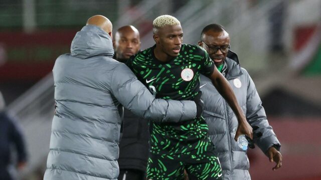 Nigéria lidando com bônus não pagos e Osimhen cuspiu antes do confronto das quartas de final da AFCON com a Argélia - Relatórios
