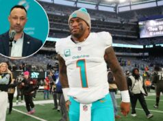 Novo GM Jon-Eric Sullivan deixando Tua Tagovailoa no purgatório dos Dolphins O quarterback do Miami Dolphins, Tua Tagovailoa, sai do campo após o jogo.