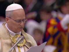 Novo retrato em mosaico do Papa Leão exibido na Basílica de Roma Yahoo news home