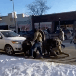 Novo vídeo surge de momentos pouco antes do tiroteio fatal no DHS em Minneapolis