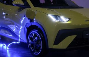 O Canadá está equipado para lidar com VEs chineses? Ícone de conversão de texto em fala