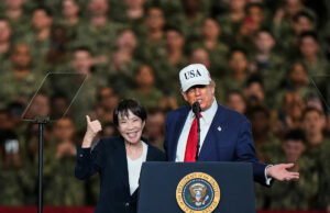 O Japão diz que Trump convidou seu líder para ir aos EUA. Isso ocorre em um momento em que os laços com a China estão tensos Yahoo news home