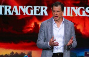 O co-CEO da Netflix, Greg Peters, diz que a oferta WBD da Paramount ‘não passa no teste de detecção’ david-ellison-bloomberg-tempo de exibição