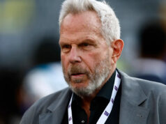 O coproprietário do Giants, Steve Tisch, diz que discutiu apenas ‘mulheres adultas’ em e-mails divulgados com Jeffrey Epstein Download app from appStore