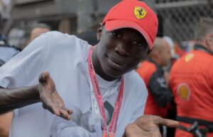 O criador Khaby Lame acaba de vender uma participação em sua marca por US$ 975 milhões O criador Khaby Lame acaba de vender uma participação em sua marca por US$ 975 milhões