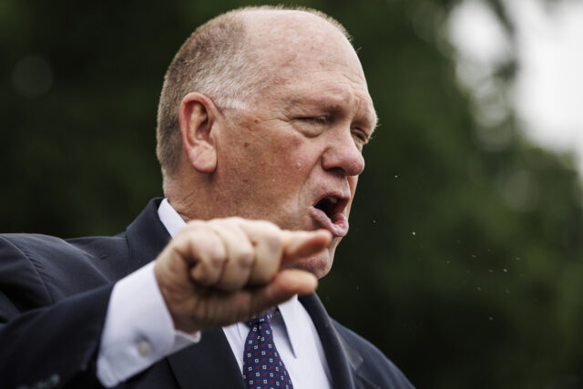 Desenho animado de Mike Luckovich