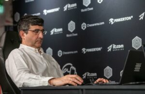 O desafiador Vladimir Kramnik processa a FIDE por difamação no tribunal civil suíço O desafiador Vladimir Kramnik processa a FIDE por difamação no tribunal civil suíço