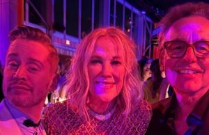 O diretor de ‘Home Alone’, Chris Columbus, reage à morte de Catherine O’Hara GettyImages-1825198579 relacionamento de macaulay culkin e catherine ohara ao longo dos anos