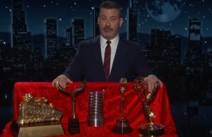 O diretor de comunicações da Casa Branca chama Jimmy Kimmel de ‘perdedor sem talento’ depois que ele se oferece para dar um Emmy a Trump O diretor de comunicações da Casa Branca chama Jimmy Kimmel de 'perdedor sem talento' depois que ele se oferece para dar um Emmy a Trump