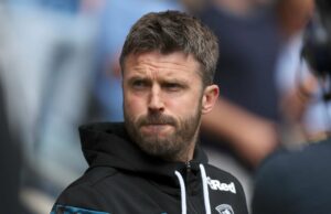 O estilo de jogo e as táticas de Michael Carrick explicaram o que os fãs do Man Utd podem esperar do técnico interino O técnico do Manchester United, Michael Carrick, comemora no final da partida da Premier League entre Manchester United e Arsenal em Old Trafford, em 2 de dezembro de 2021