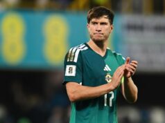 O ex-ás do Man Utd, Paddy McNair, busca promoção em meio ao retorno ao futebol inglês Gráfico de valores de Ayden Heaven