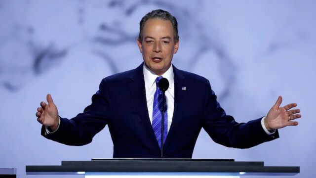 O ex-chefe de gabinete de Trump na Casa Branca, Reince Priebus, se junta à Fox News como analista político
