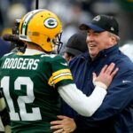 O futuro de Aaron Rodgers na NFL permanece incerto à medida que a offseason se aproxima