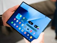 A tela sem vincos do iPhone Fold está prestes a atingir um marco importante, de acordo com o vazador O iPhone Fold não será o smartphone mais caro | Samsung Galaxy Z TriFold mostrado