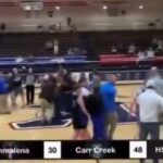 Um jogo do ensino médio em Kentucky se transformou em caos.