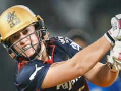 O meio século de invencibilidade de Nadine de Klerk ajuda o RCB a começar a campanha com vitória O meio século de invencibilidade de Nadine de Klerk ajuda o RCB a começar a campanha com vitória