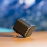 O minúsculo carregador de 45 W da Anker adiciona um útil display integrado e agora está disponível (prático)
