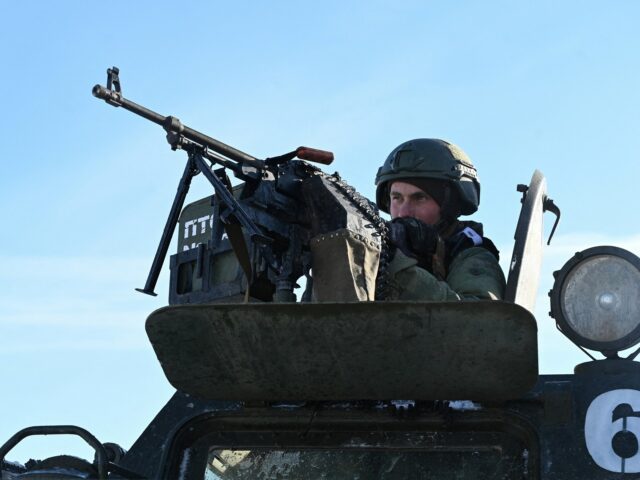 O movimento tártaro da Crimeia tentando arruinar o exército russo por dentro
