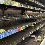 O pânico nas compras toma conta da América à medida que a histórica tempestade de inverno se aproxima... e milhões podem ficar sem aquecimento por DIAS: atualizações ao vivo