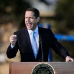 O prefeito de São Francisco, Lurie, fecha o bar para moradores de rua de US$ 5 milhões – o bom senso finalmente prevalece