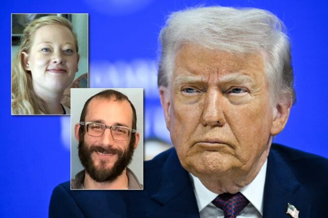 O presidente Trump se sente mal por Alex Pretti, 'pior' Um cartão com imagens de Renée Good e Alex Pretti está entre flores e outras lembranças em um memorial em Minneapolis, Minnesota, em 27 de janeiro de 2026. (Foto de Octavio JONES/AFP via Getty Images)