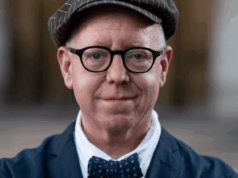 O produtor de ‘Brokeback Mountain’, James Schamus, fala sobre a comunidade ‘inspiradora’ de Minnesota e avisa que o acordo Netflix-Warner Bros. O produtor de 'Brokeback Mountain', James Schamus, fala sobre a comunidade 'inspiradora' de Minnesota e avisa que o acordo Netflix-Warner Bros.