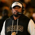 Mike Tomlin deixou o cargo de técnico do Steelers em janeiro de 2026.