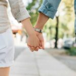 O que é um golpe de amor? Um modo fraudulento sob o disfarce de amor que perde bilhões de rupias