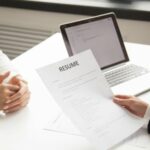 O recrutamento abre em grande escala mas os despedimentos continuam, eis o mapa do mercado de trabalho para 2026