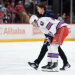 O novato do Rangers, Noah Laba, que sofreu uma lesão na parte superior do corpo durante a derrota na véspera de Ano Novo para os Capitals, pode retornar ao time no sábado contra os Bruins, em Boston.