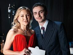 O rosto nada impressionado de Michael B. Jordan deixa os fãs loucos enquanto Timothee Chalamet chora no palco por causa de Kylie Jenner Timothee Chalamet ganhou o prêmio de melhor ator por Marty Supreme ao posar com Kate Hudson