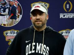O técnico Ole Miss esclareceu a situação dos assistentes vinculados à LSU antes da semifinal do CFP enquanto a incerteza aumenta O técnico do Ole Miss Rebels, Pete Golding, sorrindo enquanto usava viseira e moletom durante o Sugar Bowl.