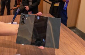 O telefone Samsung Galaxy Z TriFold se esgota rapidamente online, apesar do preço de quase US $ 3.000 Samsung TriFold esgotado