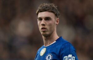 Rumores de transferência do Man Utd: Cole Palmer, Aurelien Tchouameni, Micky Van de Ven, Afonso Moreira, Radek Vitek Cole Palmer jogando contra o Brentford