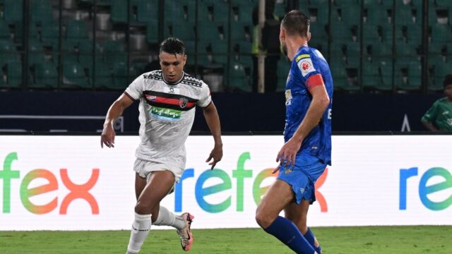 O vencedor da Chuteira de Ouro da ISL, Ajaraie, deixa o NorthEast United e se junta ao Persija Jakarta por empréstimo para o resto da temporada 2025-26
