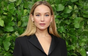 O visual de tamancos de lã cool-girl de Jennifer Lawrence está na Amazon por menos O visual de tamancos de lã cool-girl de Jennifer Lawrence está na Amazon por menos