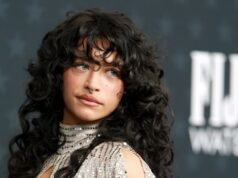 Odessa A’zion conta que está desistindo dos ‘cortes profundos’ de Sean Durkin após encobrir as acusações: ‘Estou fora’ Odessa A'zion conta que está desistindo dos 'cortes profundos' de Sean Durkin após encobrir as acusações: 'Estou fora'